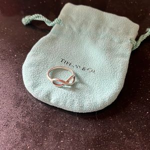 Tiffany & Co Infinity Ring